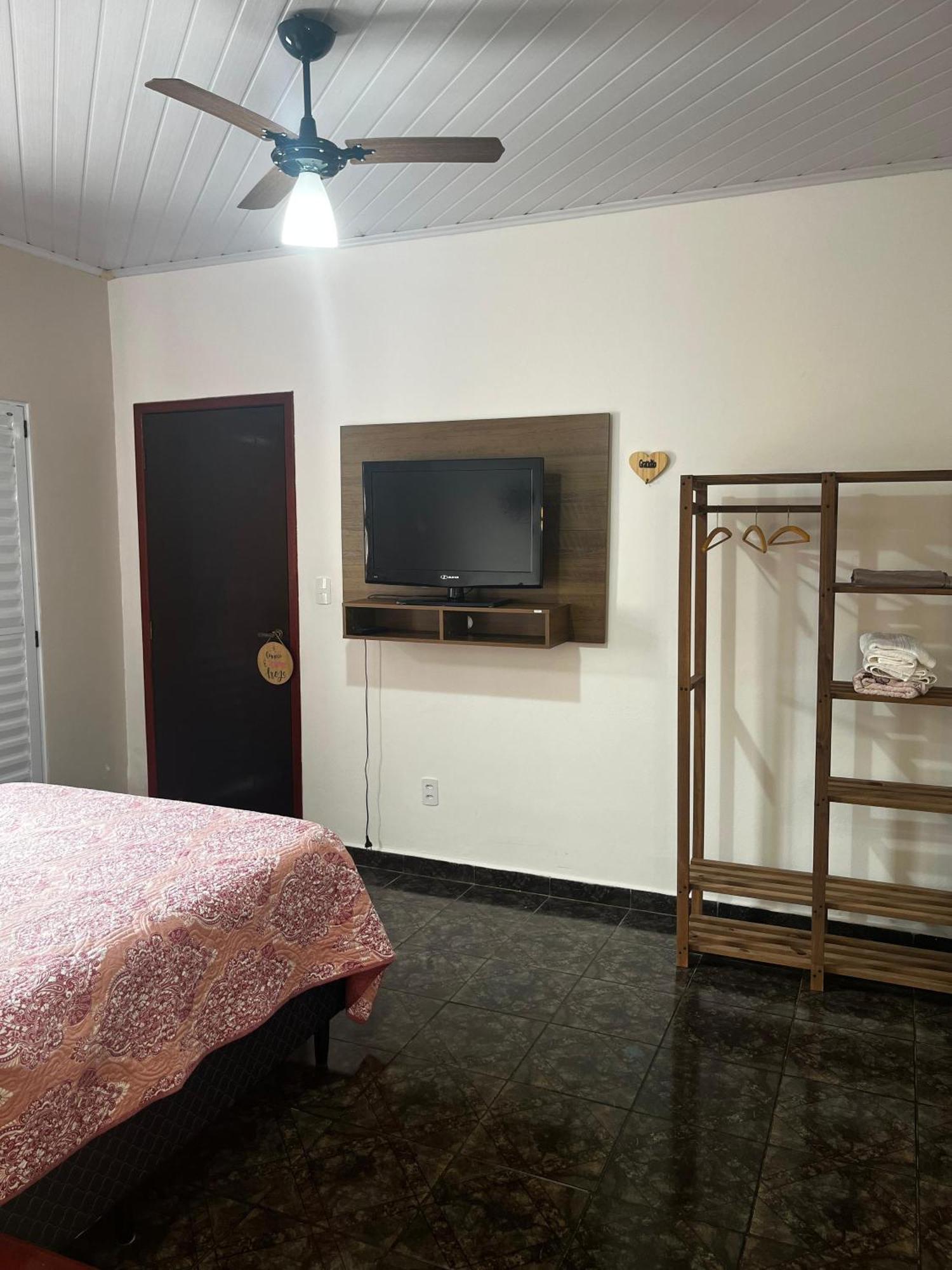 Casa Com Quarto E Suite São Miguel Arcanjo Kültér fotó